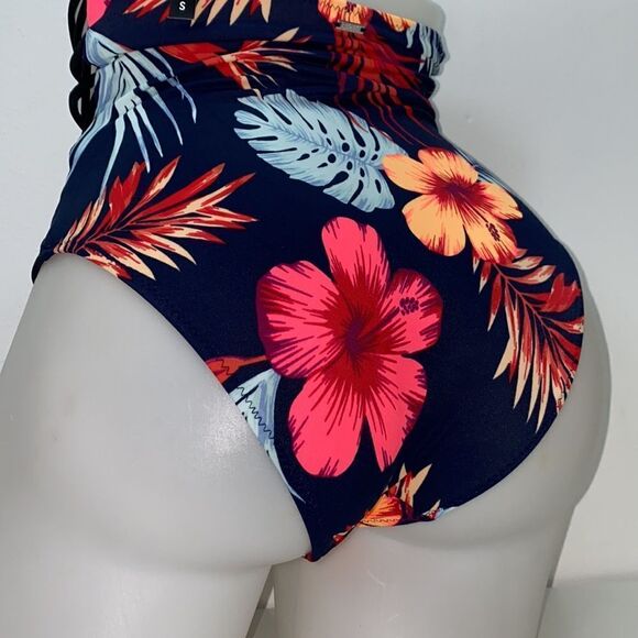 🔥VICTORIA SECRET SWIMSUIT 2 pc 34C push-up //Small New #2 - Picture 8 of 9